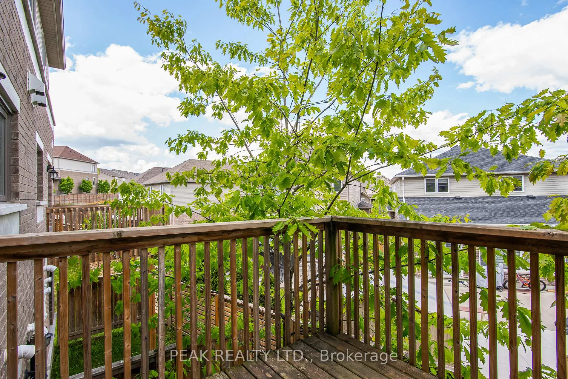 Photo 8 of Unit J-3, 70 Willowrun Drive, Kitchener — HOMEH