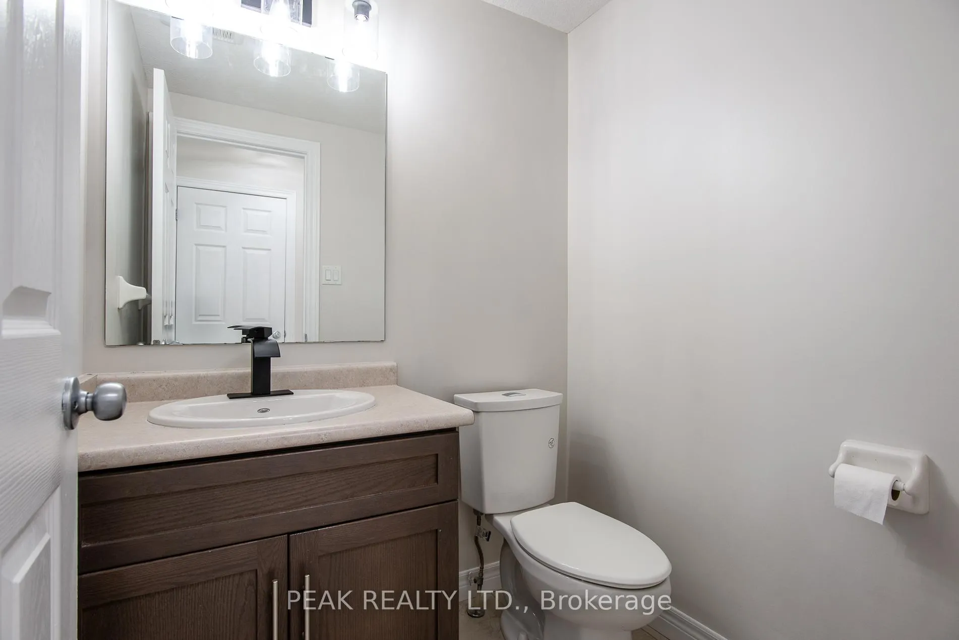 Photo 10 of Unit J-3, 70 Willowrun Drive, Kitchener — HOMEH