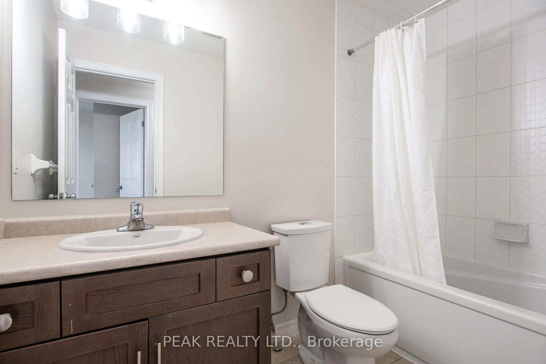Photo 17 of Unit J-3, 70 Willowrun Drive, Kitchener — HOMEH
