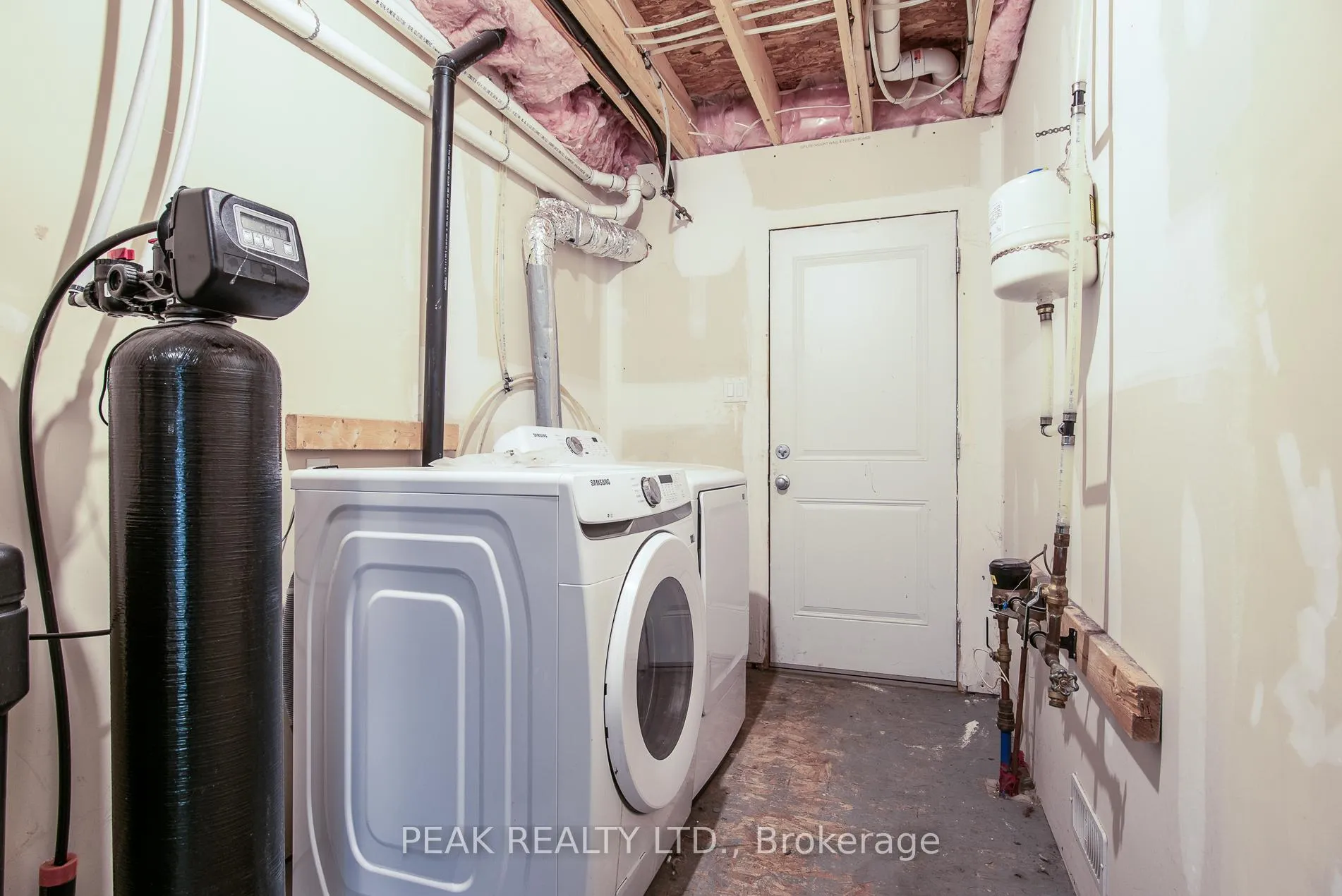 Photo 20 of Unit J-3, 70 Willowrun Drive, Kitchener — HOMEH