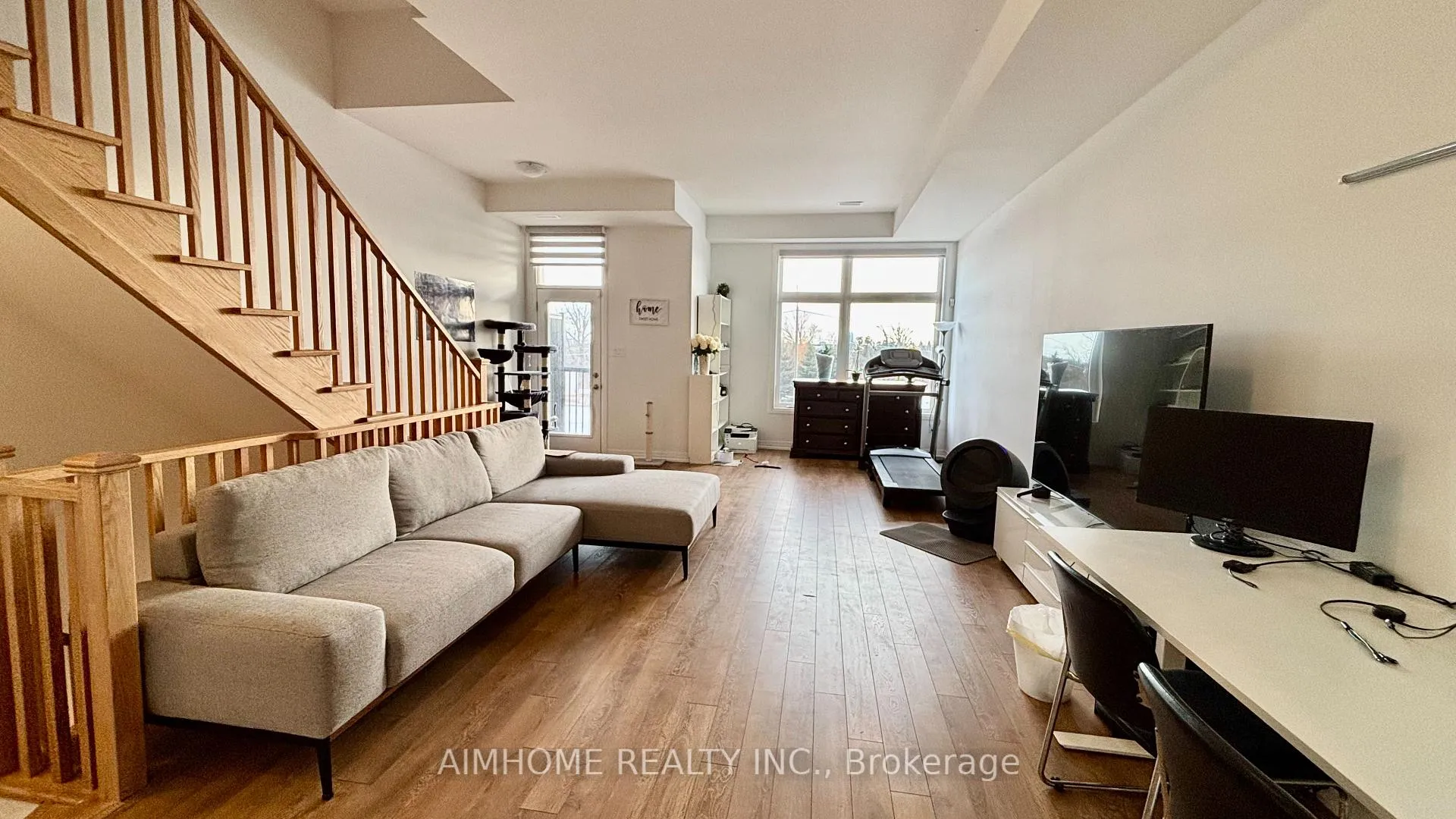 Photo 4 of 143 Markland Street, Markham, Cachet — HOMEH