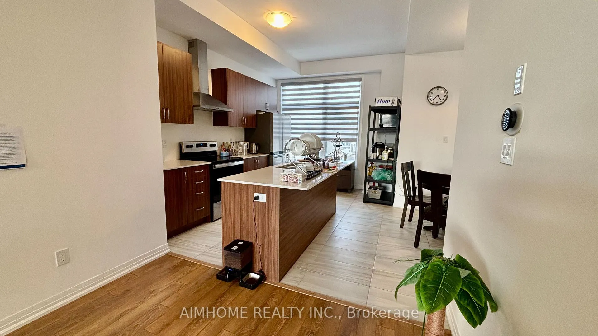 Photo 8 of 143 Markland Street, Markham, Cachet — HOMEH