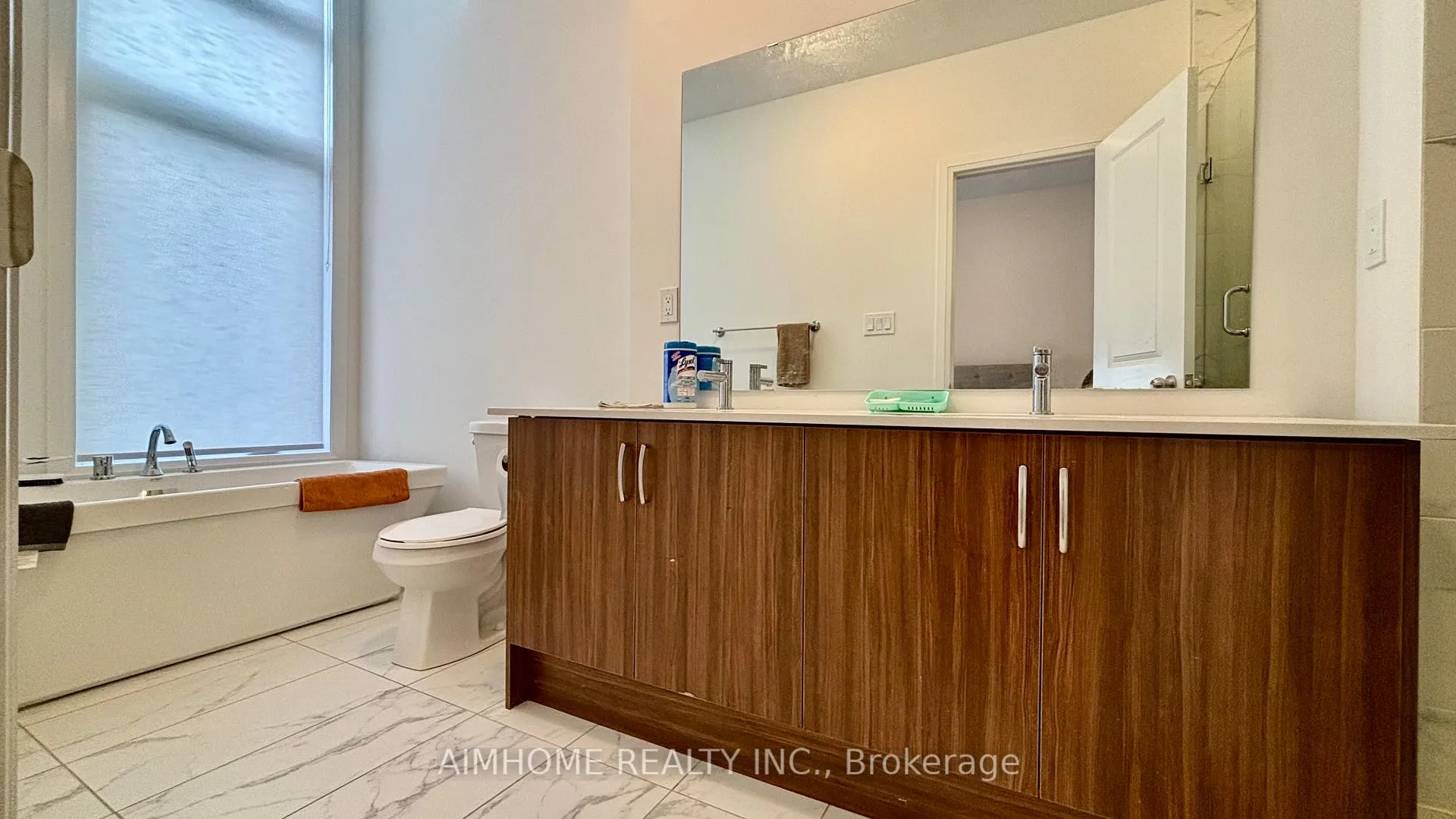 Photo 14 of 143 Markland Street, Markham, Cachet — HOMEH
