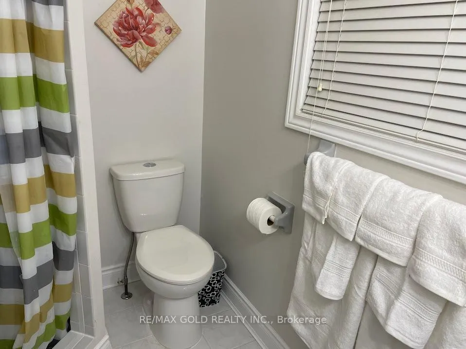 Photo 17 of 53 Duncan Avenue, Hamilton, Waterdown — HOMEH