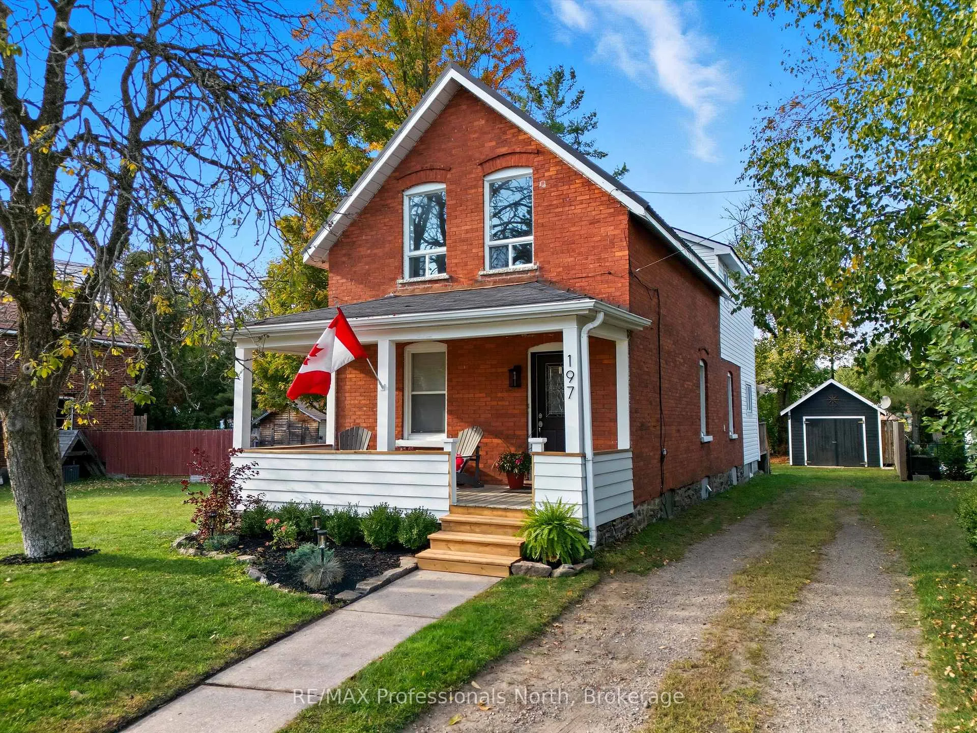 Photo 1 of 197 Dill Street, Bracebridge, Macaulay — HOMEH