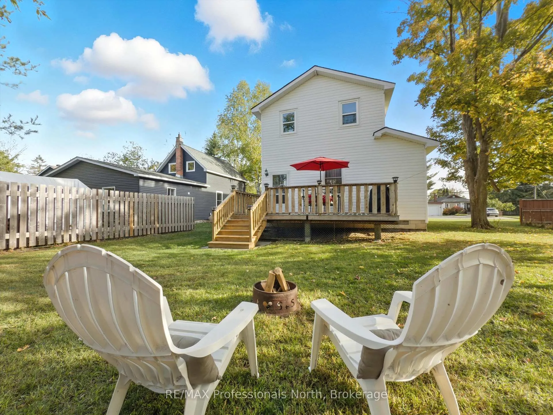 Photo 6 of 197 Dill Street, Bracebridge, Macaulay — HOMEH