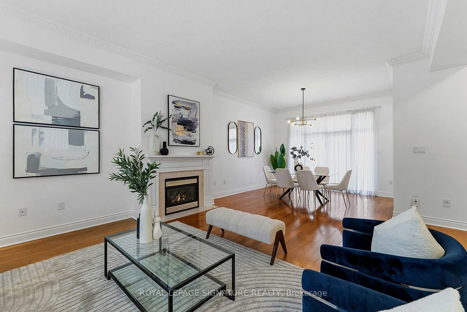 Photo 8 of 107 Legends Way, Markham, Unionville — HOMEH