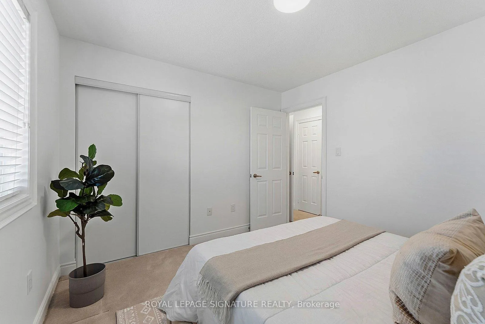 Photo 30 of 107 Legends Way, Markham, Unionville — HOMEH