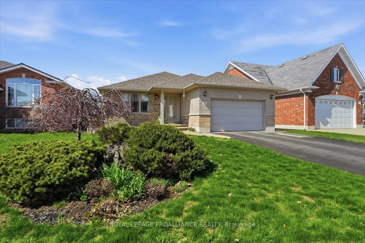 Photo 1 of 6 Boyce Court, Belleville, Belleville Ward — HOMEH