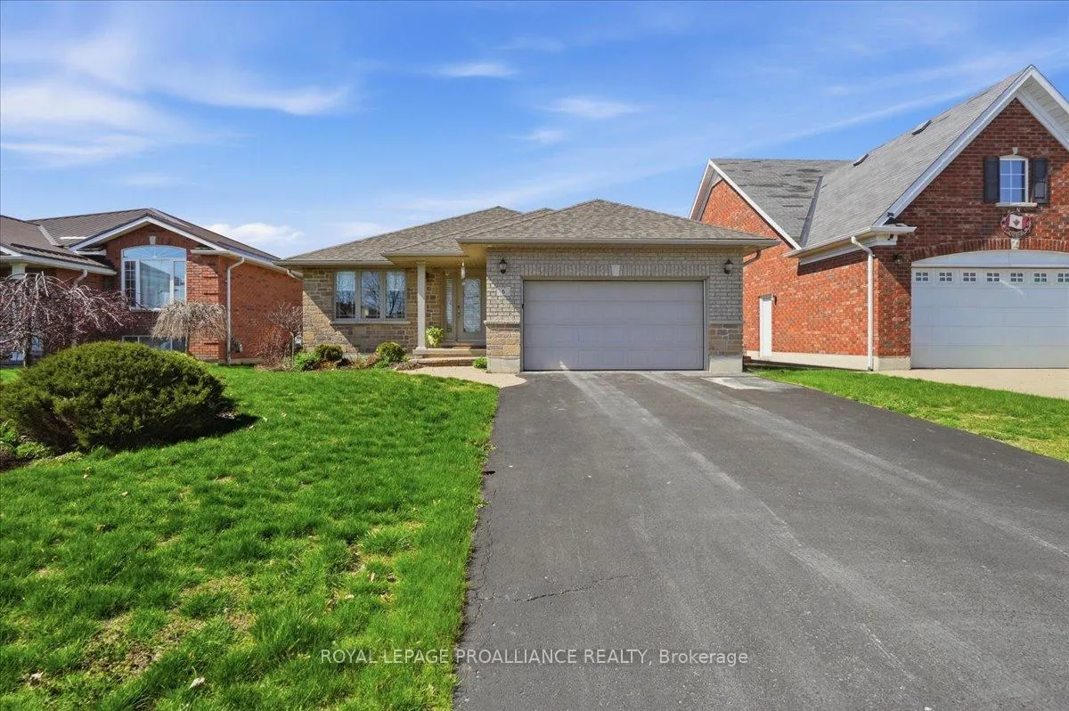 Photo 2 of 6 Boyce Court, Belleville, Belleville Ward — HOMEH