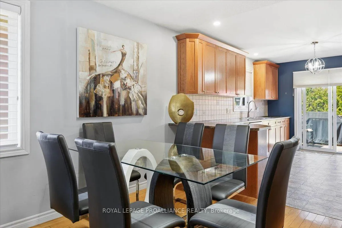 Photo 9 of 6 Boyce Court, Belleville, Belleville Ward — HOMEH