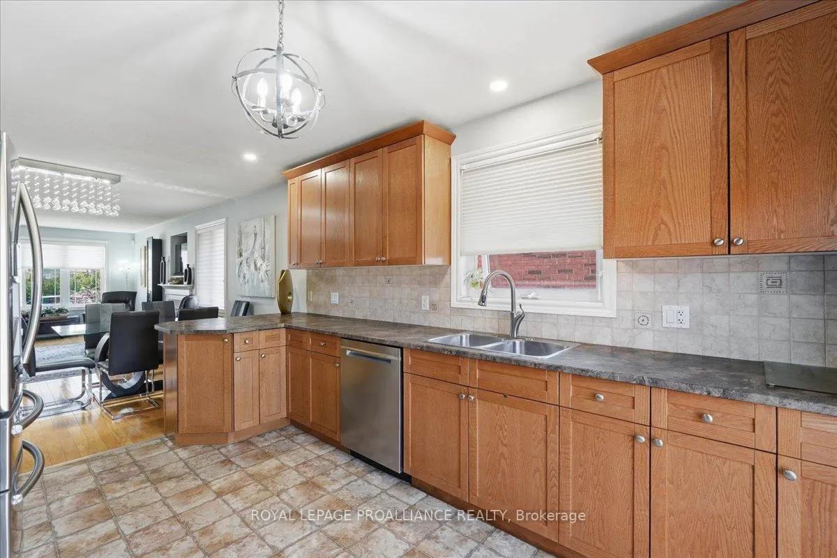 Photo 14 of 6 Boyce Court, Belleville, Belleville Ward — HOMEH