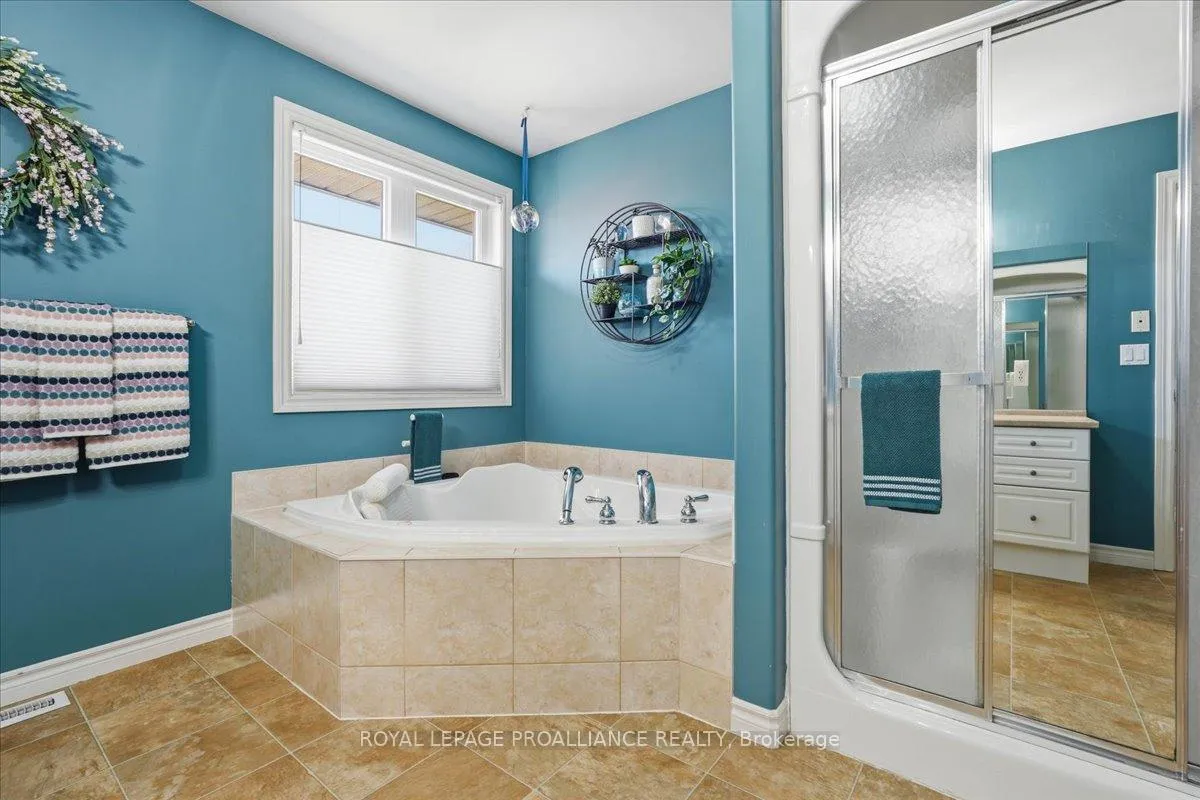 Photo 22 of 6 Boyce Court, Belleville, Belleville Ward — HOMEH