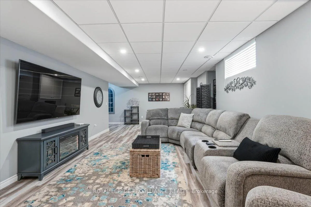 Photo 27 of 6 Boyce Court, Belleville, Belleville Ward — HOMEH