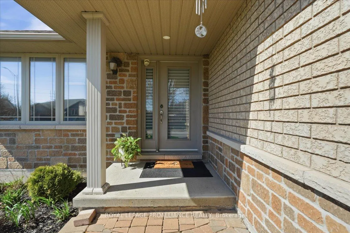 Photo 41 of 6 Boyce Court, Belleville, Belleville Ward — HOMEH