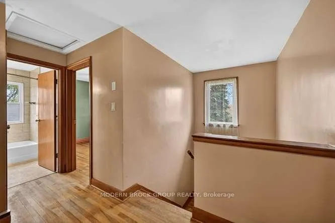 Photo 17 of 96 Salisbury Avenue, Brockville — HOMEH