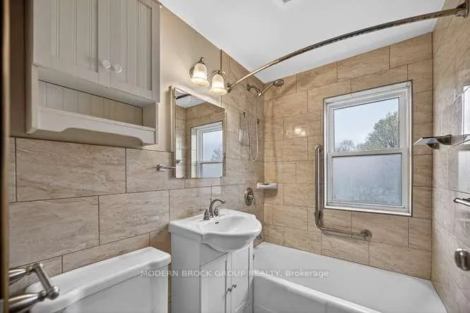 Photo 22 of 96 Salisbury Avenue, Brockville — HOMEH