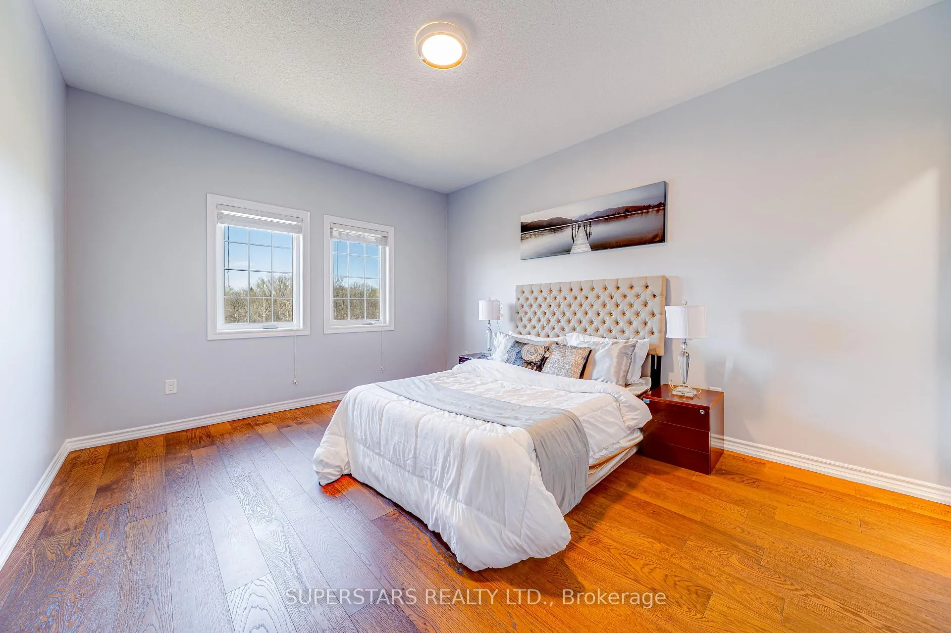 Photo 24 of 31 Roy Harper Avenue, Aurora, Rural Aurora — HOMEH