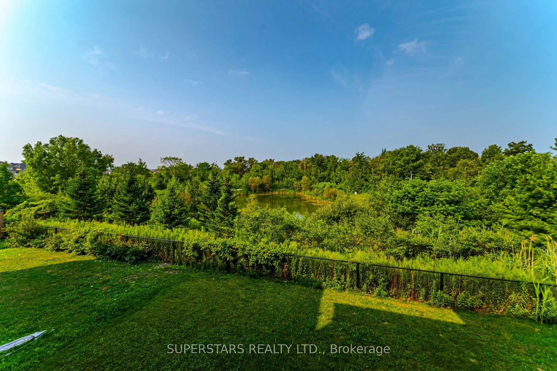 Photo 33 of 31 Roy Harper Avenue, Aurora, Rural Aurora — HOMEH