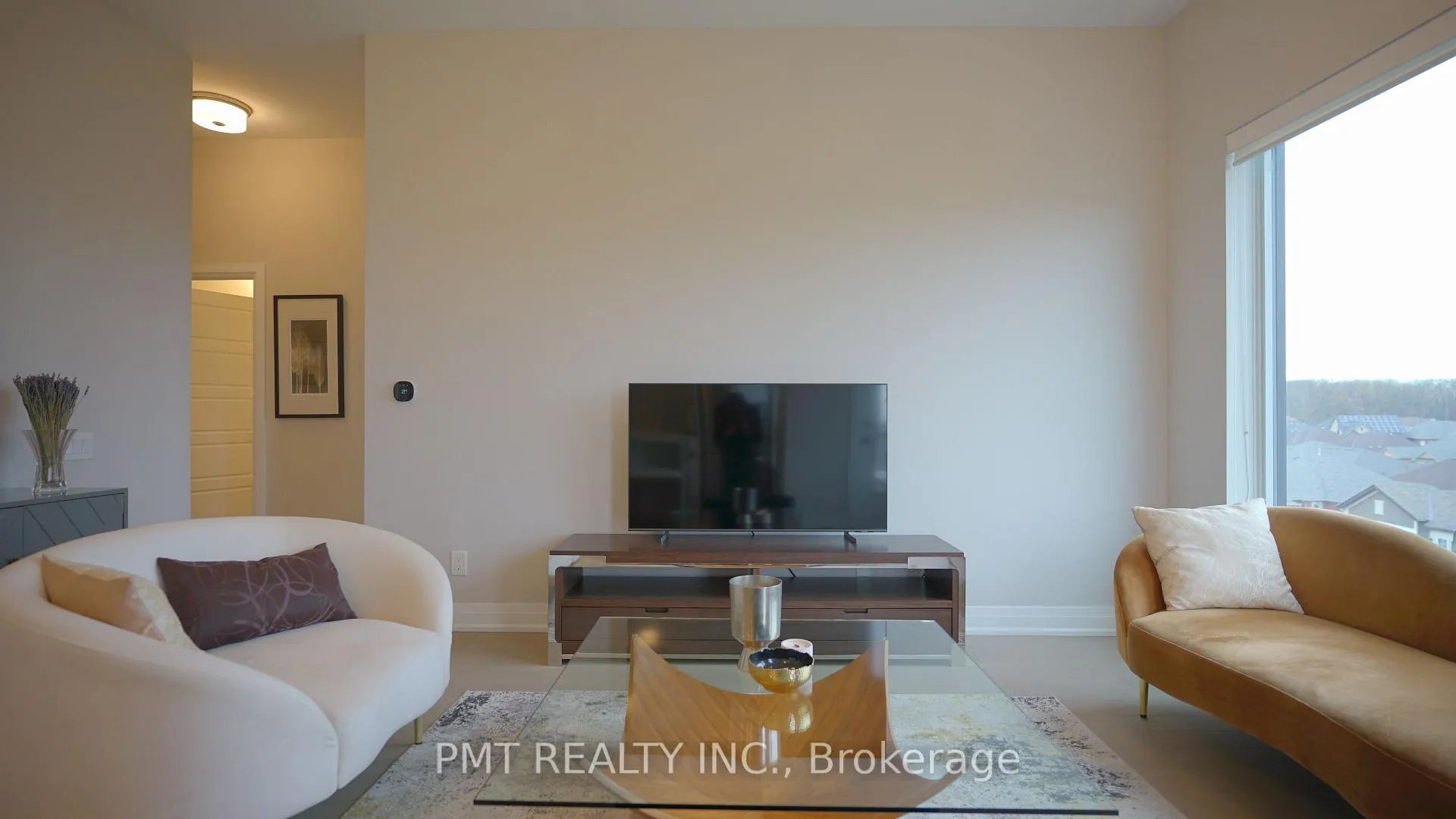 Photo 7 of Unit 502, 3285 Carding Mill Trail, Oakville, Glenorchy — HOMEH