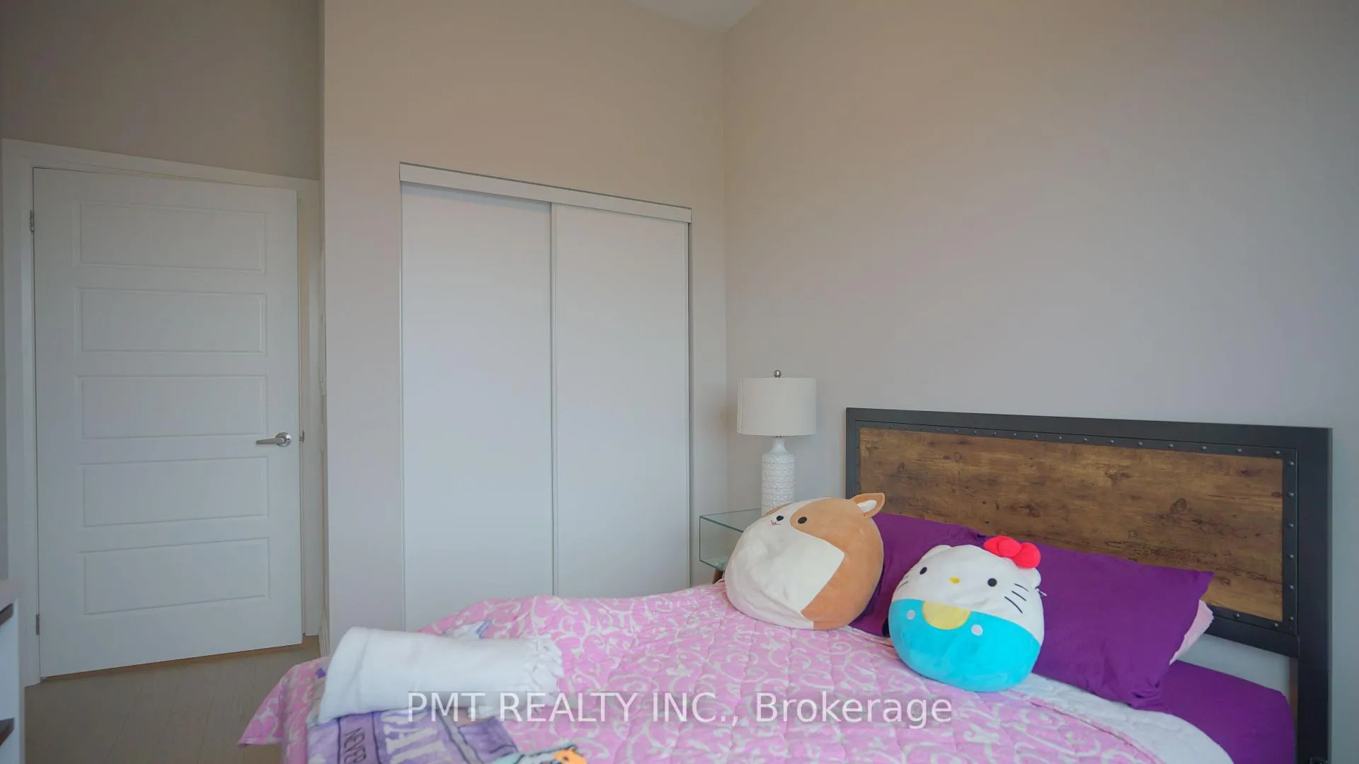 Photo 23 of Unit 502, 3285 Carding Mill Trail, Oakville, Glenorchy — HOMEH
