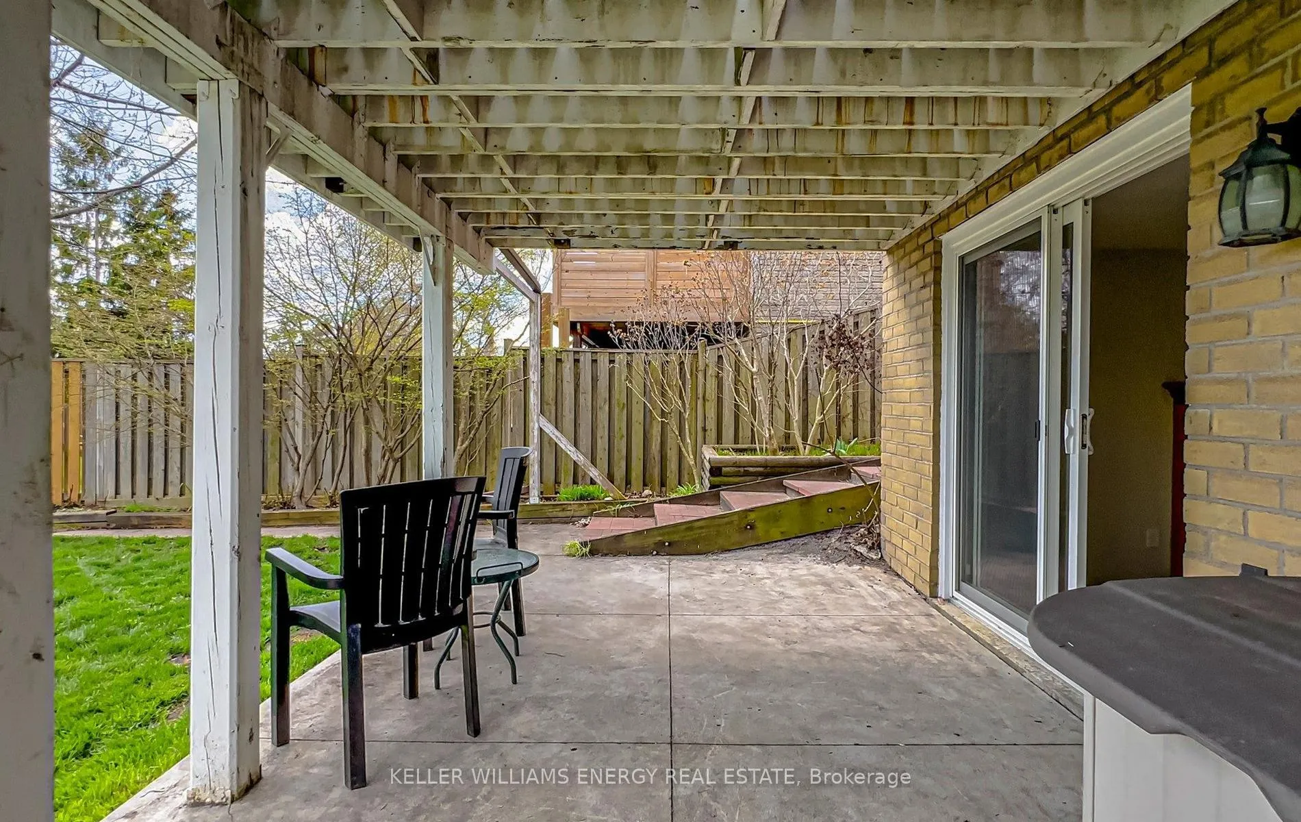 Photo 34 of 48 Fairmeadow Place, Whitby, Blue Grass Meadows — HOMEH