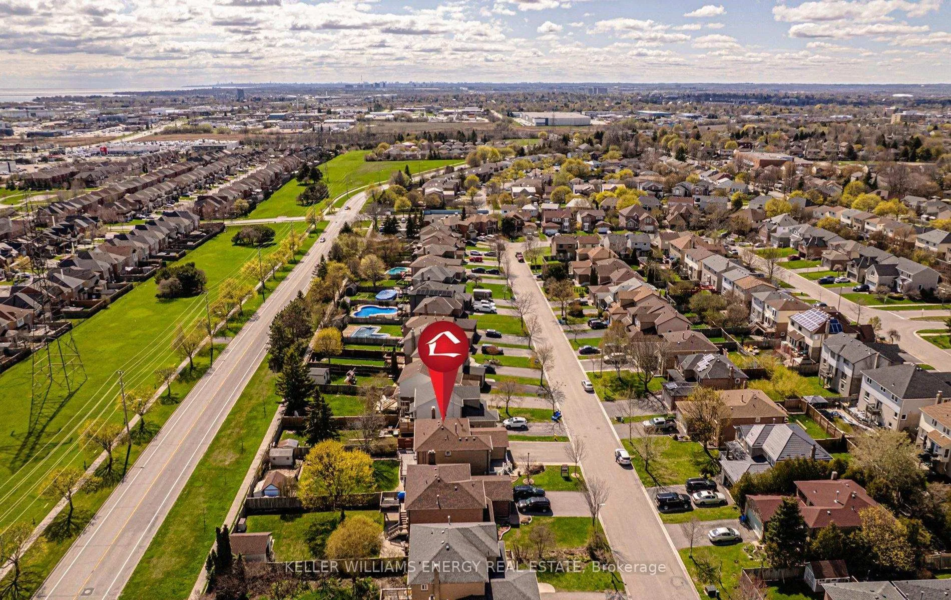 Photo 45 of 48 Fairmeadow Place, Whitby, Blue Grass Meadows — HOMEH
