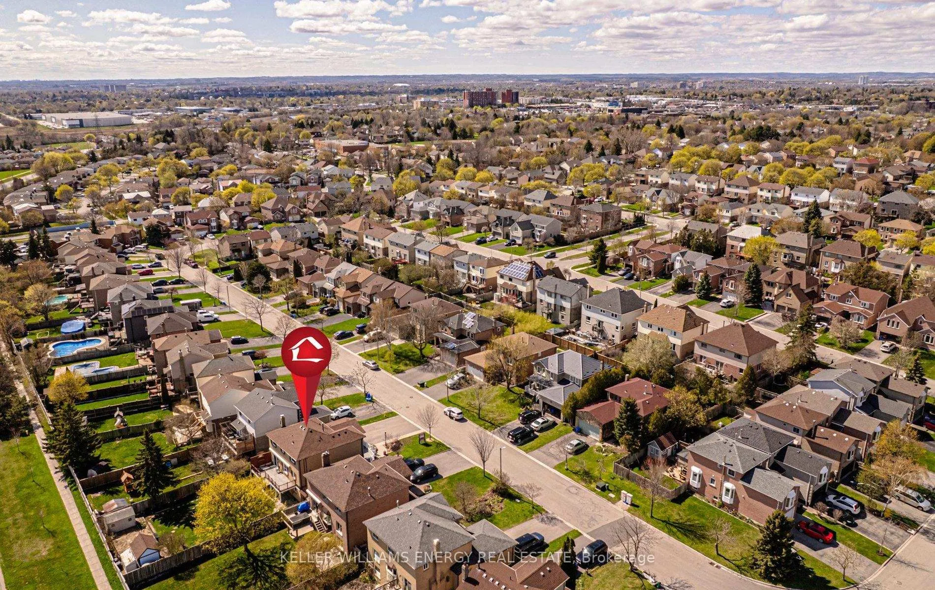 Photo 46 of 48 Fairmeadow Place, Whitby, Blue Grass Meadows — HOMEH