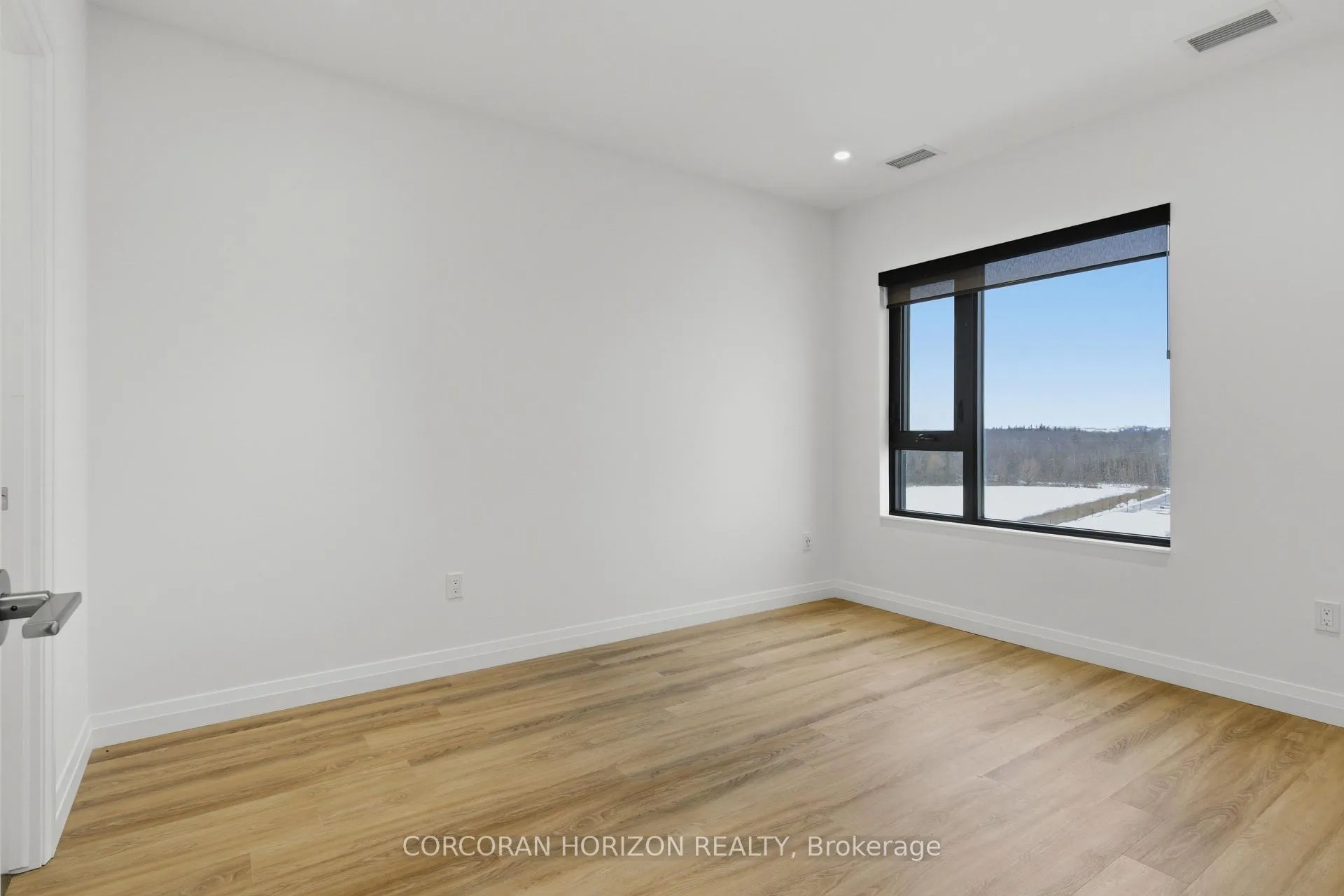 Photo 32 of Unit 724, 525 New Dundee Road, Kitchener — HOMEH