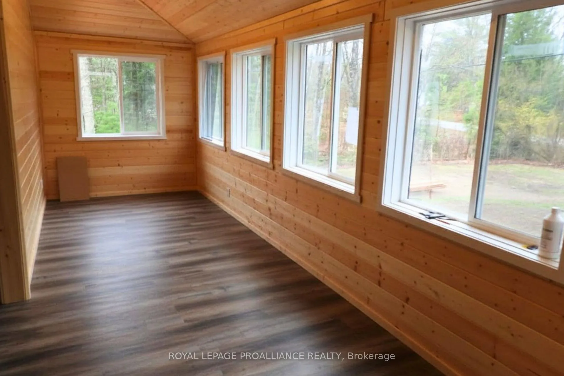 Photo 4 of 1049 South Road, Frontenac, Frontenac North — HOMEH