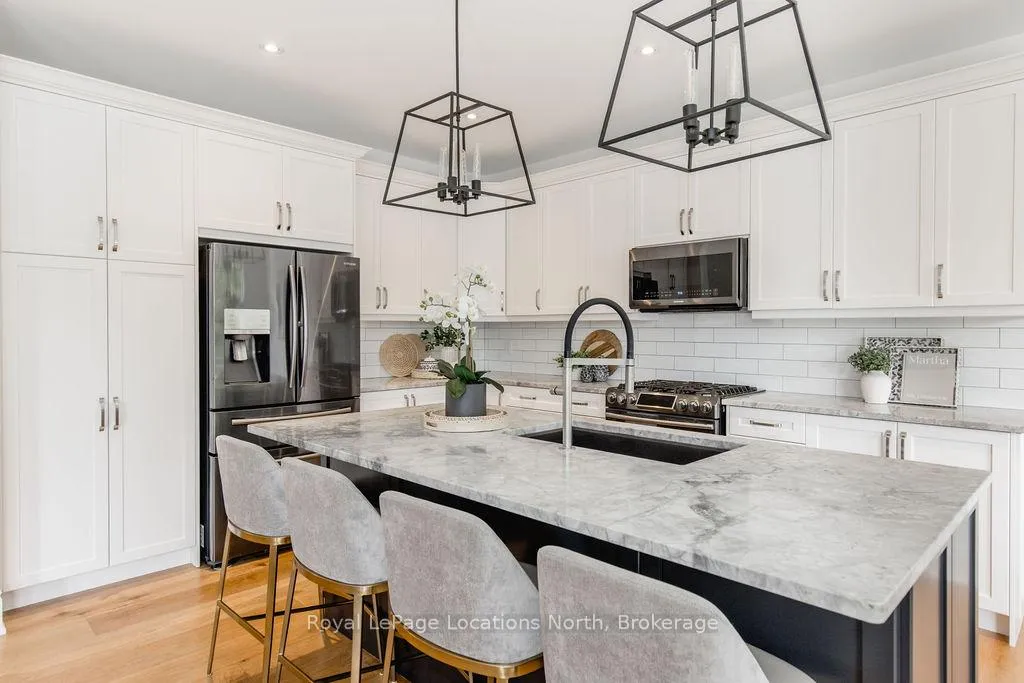 Photo 8 of 2237 Shore Lane, Wasaga Beach — HOMEH