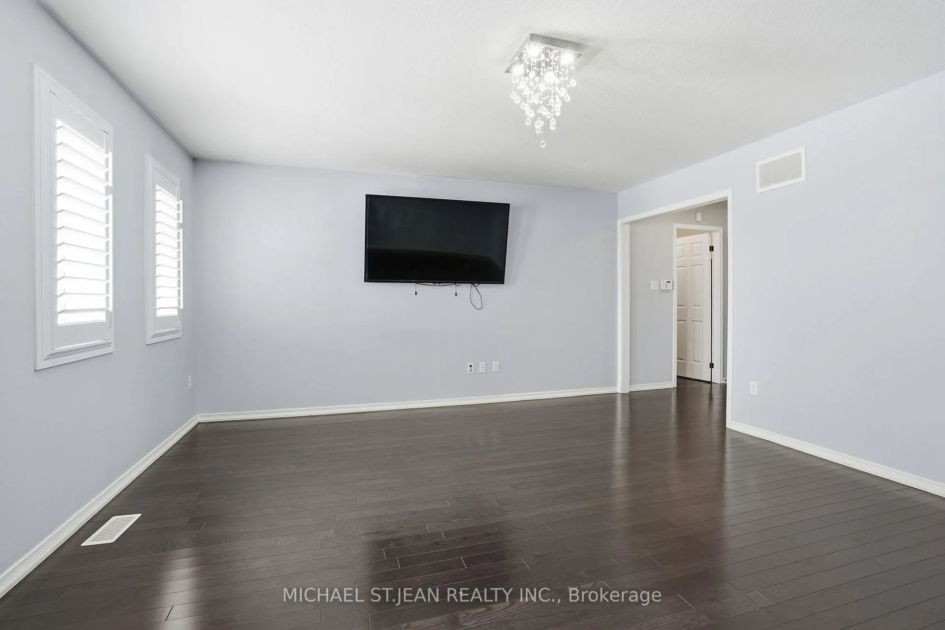 Photo 30 of 63 Fowler Drive, Hamilton, Binbrook — HOMEH