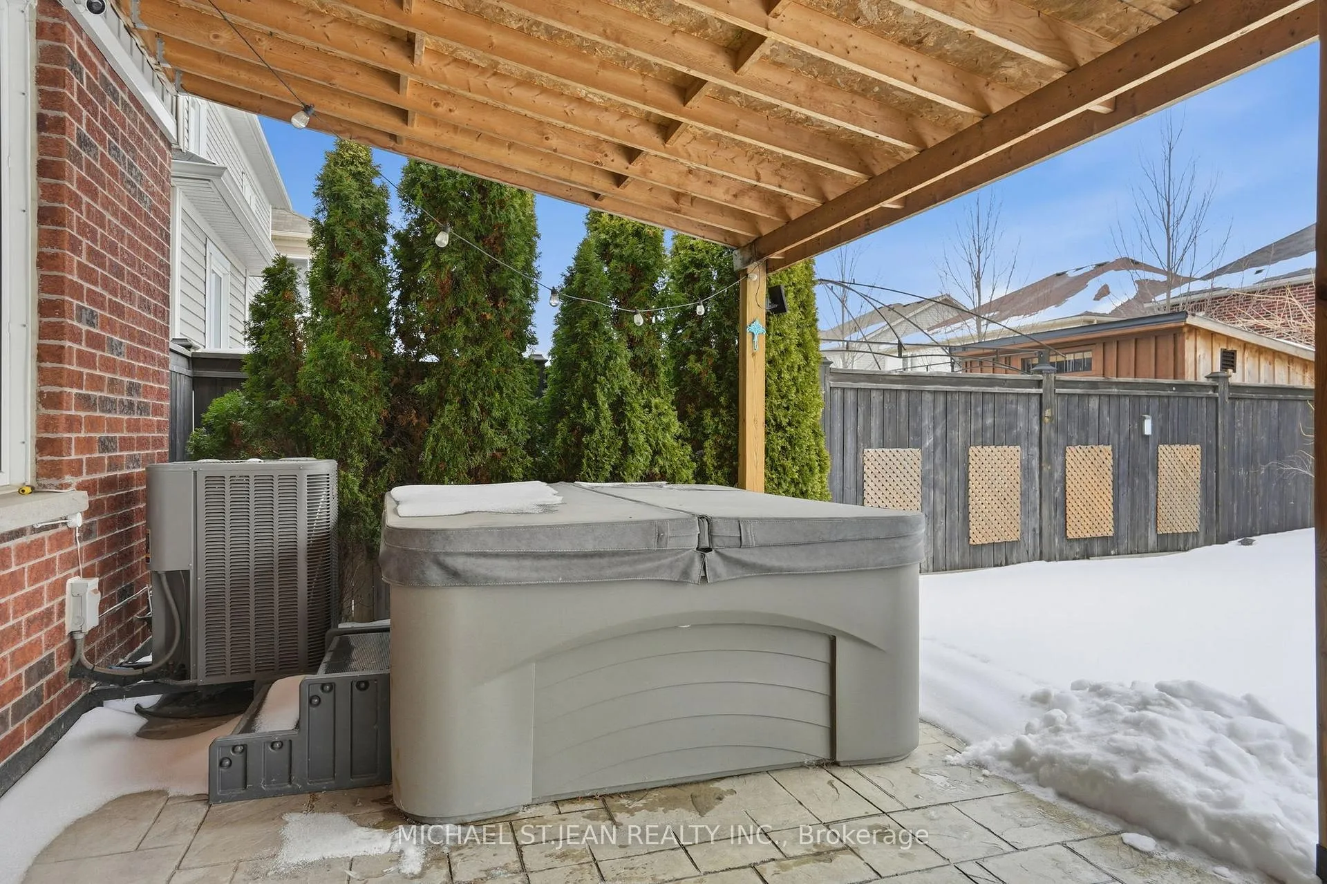 Photo 48 of 63 Fowler Drive, Hamilton, Binbrook — HOMEH