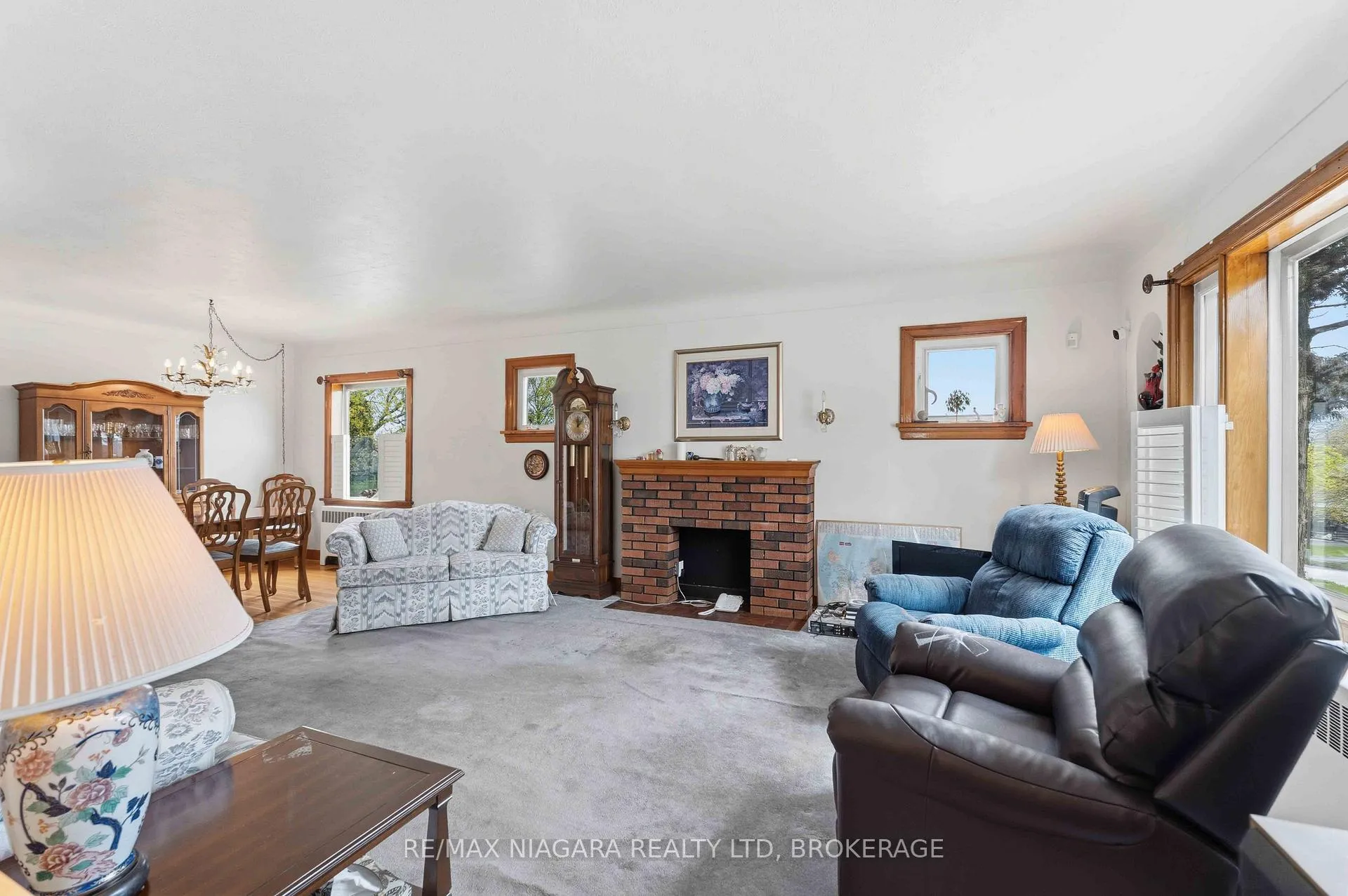 Photo 8 of 5737 Lowell Avenue, Niagara Falls, Hospital — HOMEH