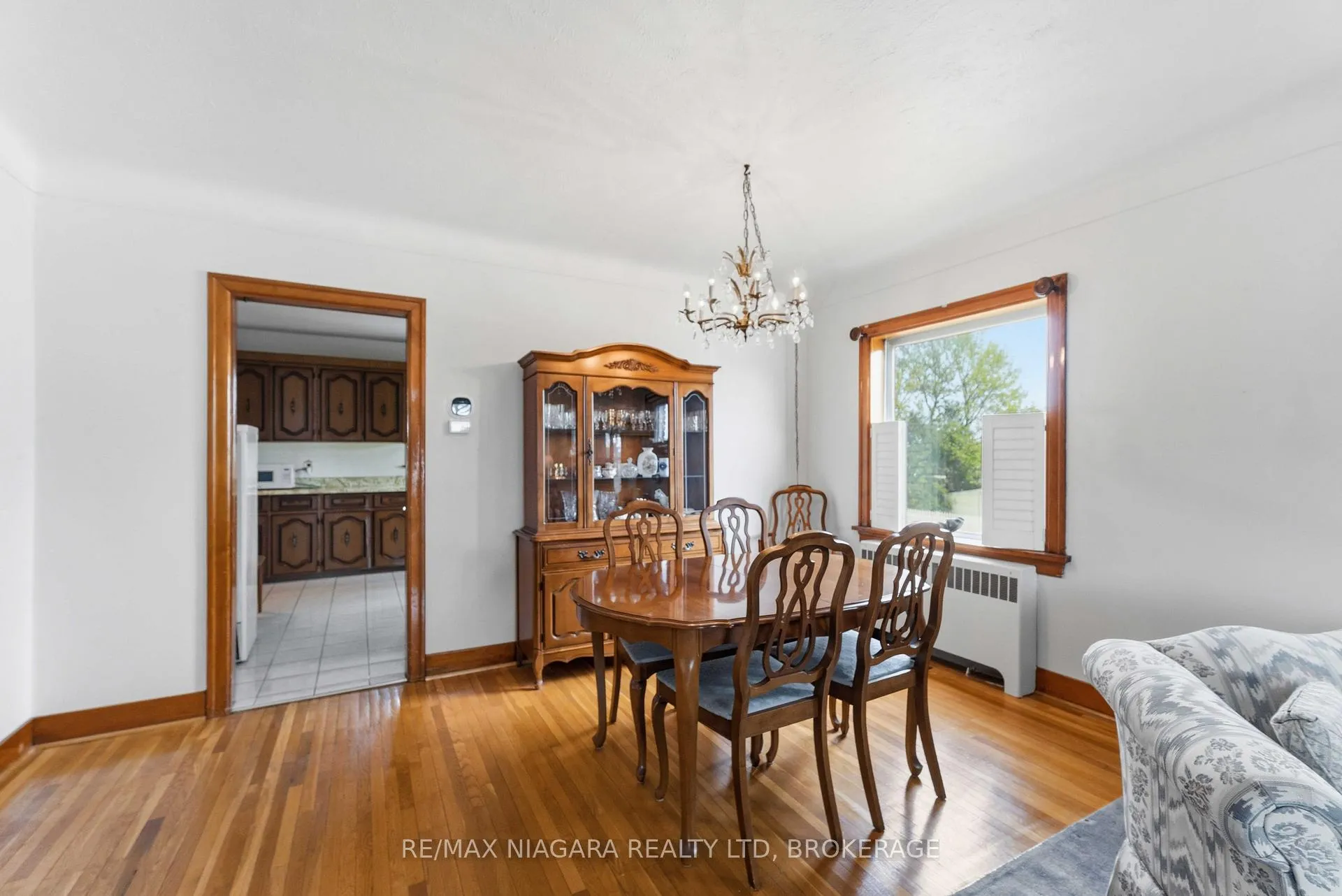 Photo 10 of 5737 Lowell Avenue, Niagara Falls, Hospital — HOMEH