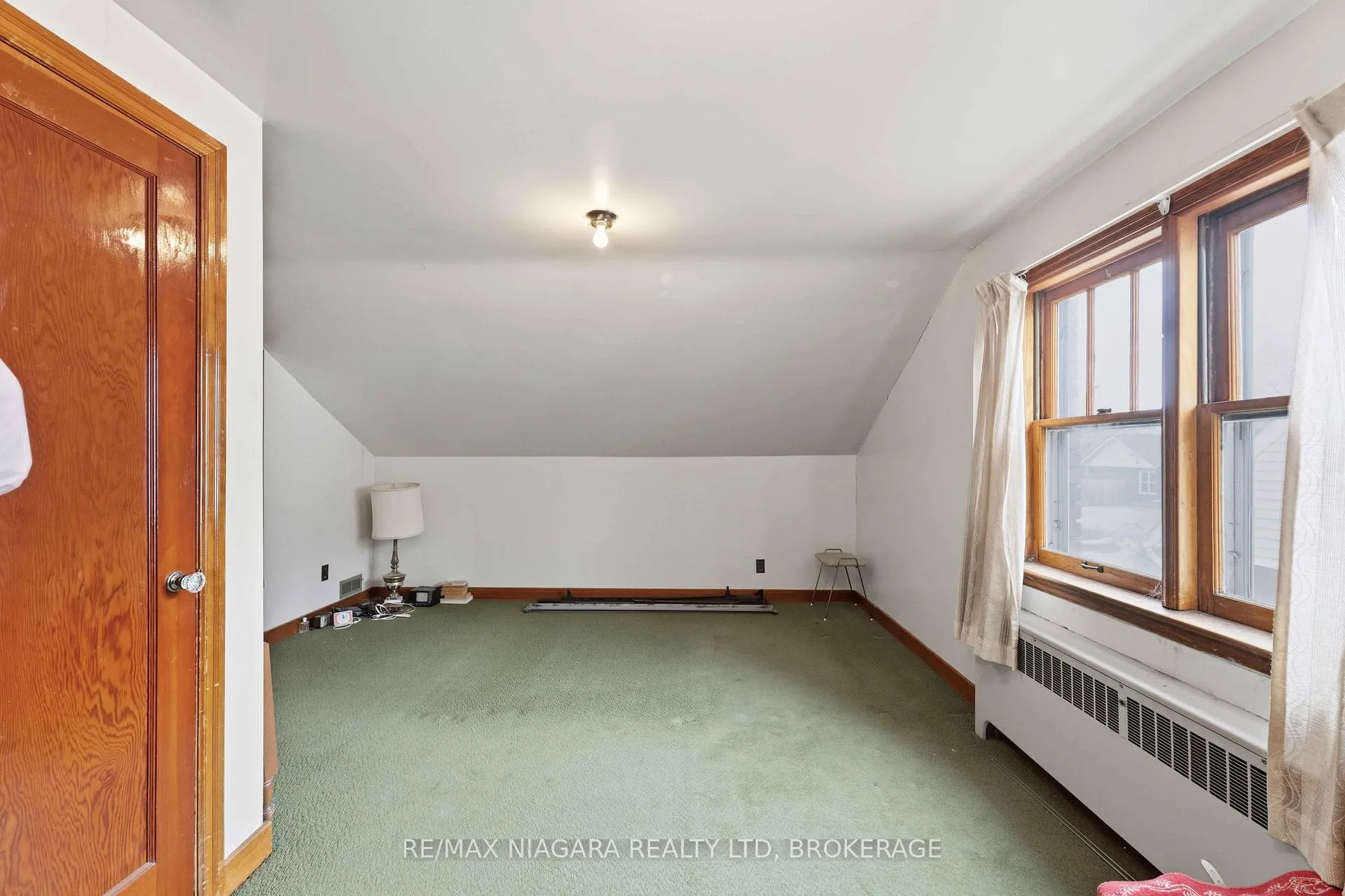 Photo 23 of 5737 Lowell Avenue, Niagara Falls, Hospital — HOMEH