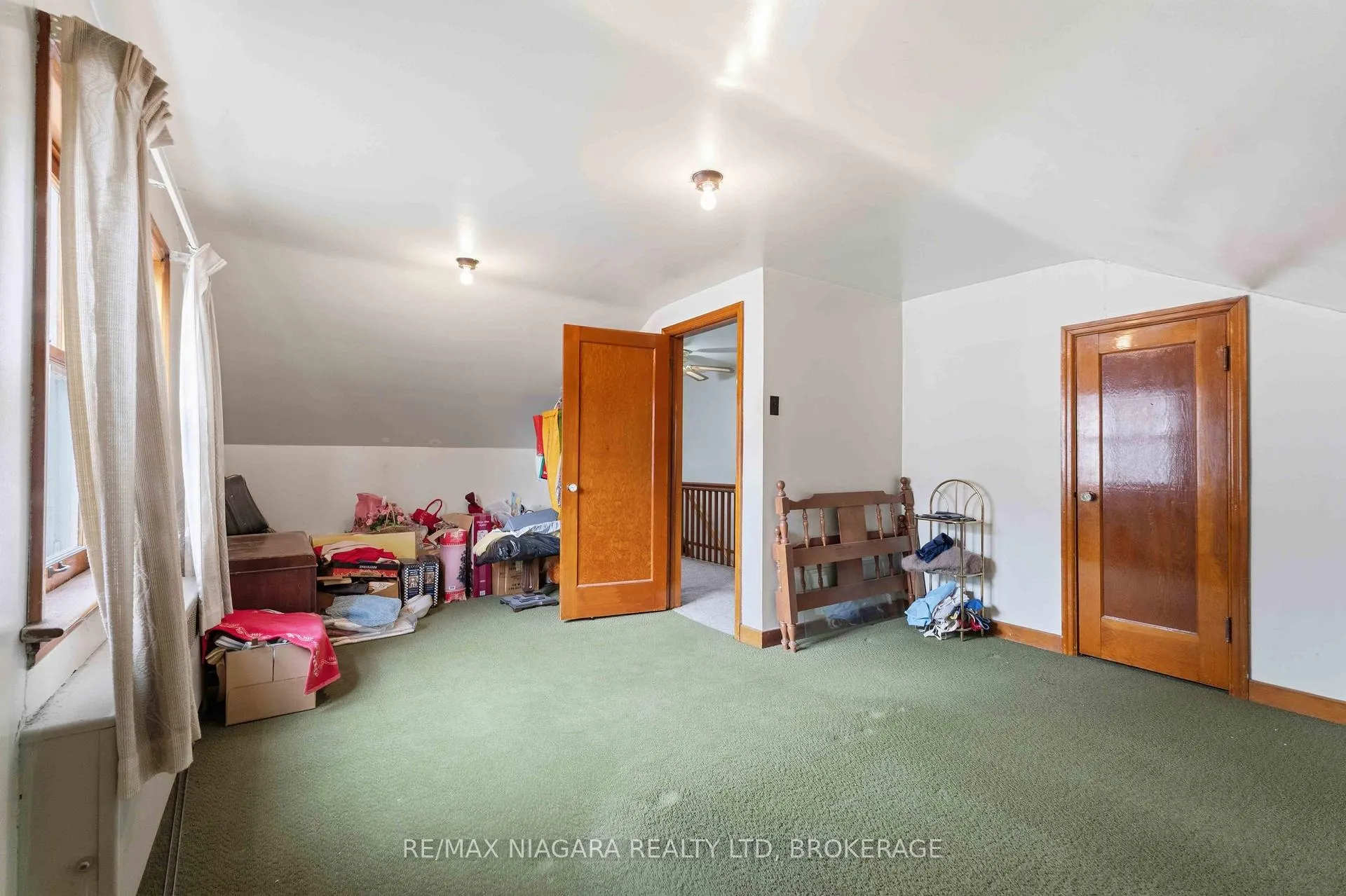 Photo 24 of 5737 Lowell Avenue, Niagara Falls, Hospital — HOMEH