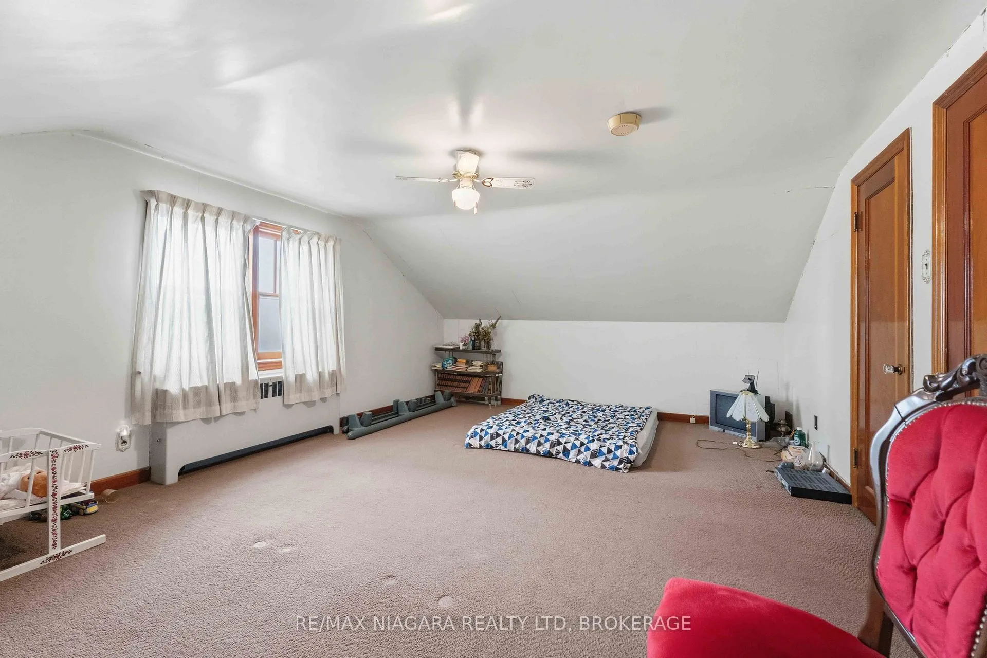 Photo 26 of 5737 Lowell Avenue, Niagara Falls, Hospital — HOMEH