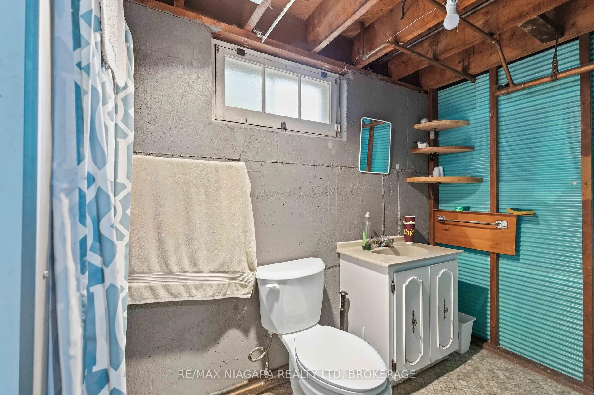 Photo 31 of 5737 Lowell Avenue, Niagara Falls, Hospital — HOMEH