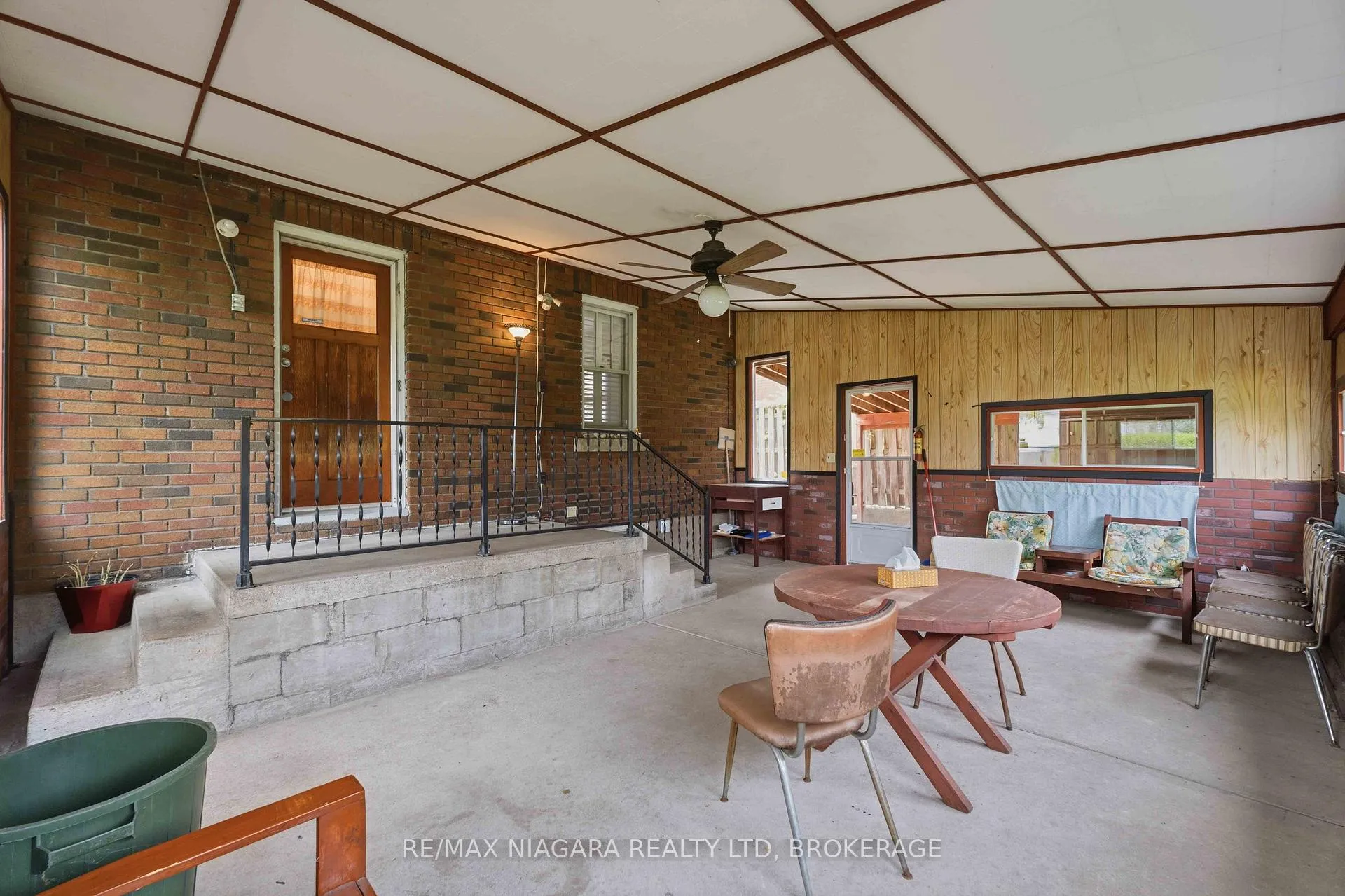 Photo 32 of 5737 Lowell Avenue, Niagara Falls, Hospital — HOMEH