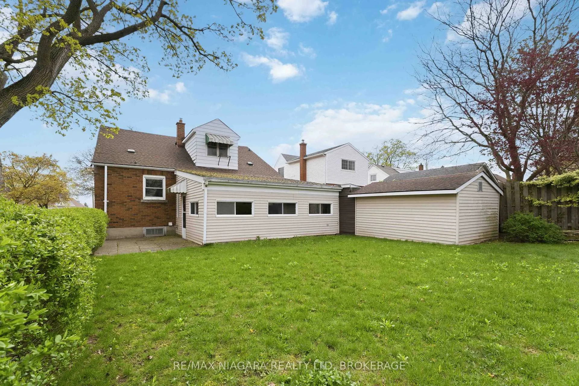 Photo 33 of 5737 Lowell Avenue, Niagara Falls, Hospital — HOMEH