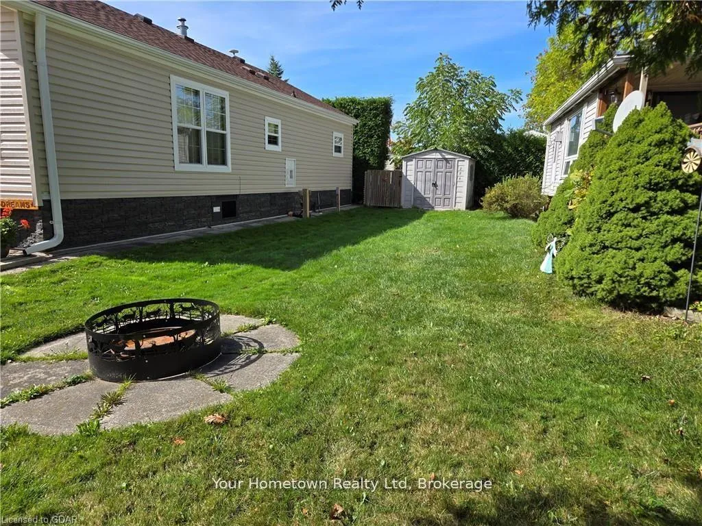 Photo 3 of 204 Beach Road, Centre Wellington, Rural Centre Wellington East — HOMEH