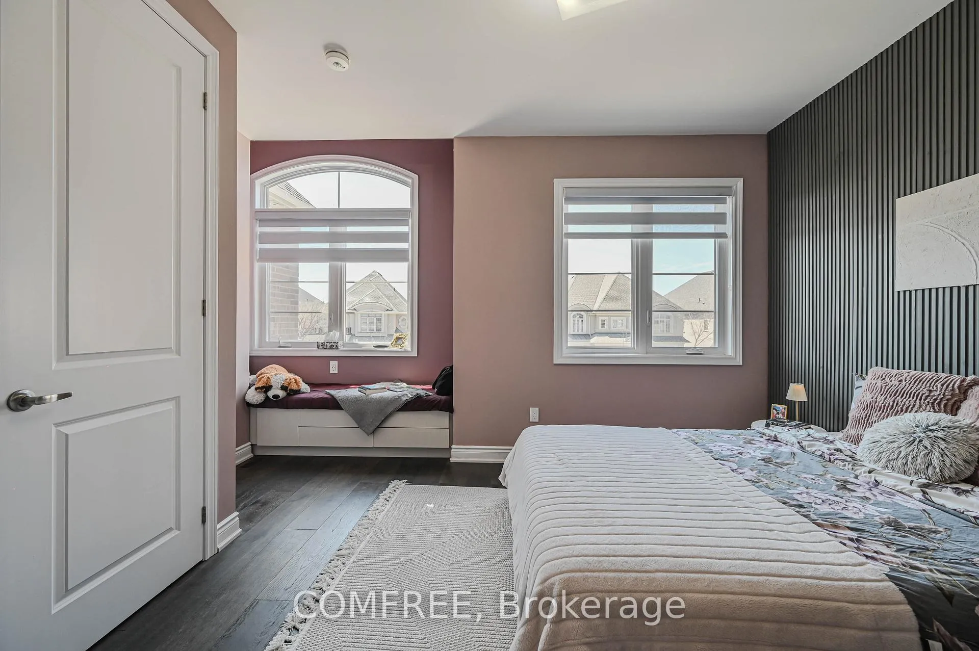 Photo 20 of 25 Lost Canyon Way, Brampton, Credit Valley — HOMEH