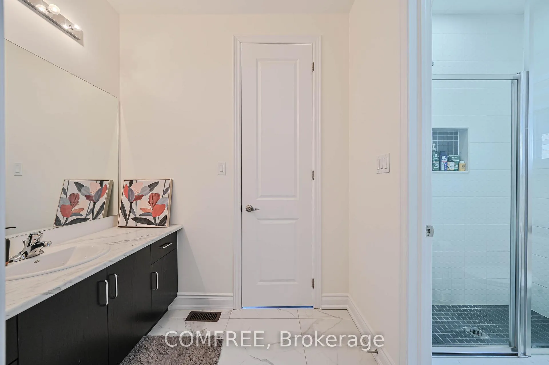 Photo 22 of 25 Lost Canyon Way, Brampton, Credit Valley — HOMEH