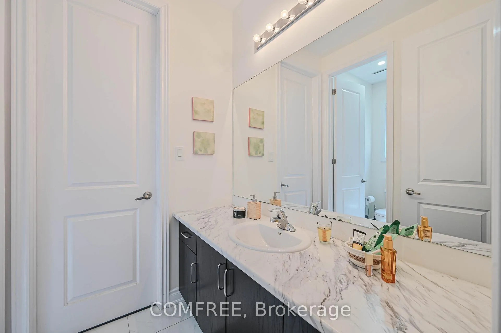 Photo 33 of 25 Lost Canyon Way, Brampton, Credit Valley — HOMEH