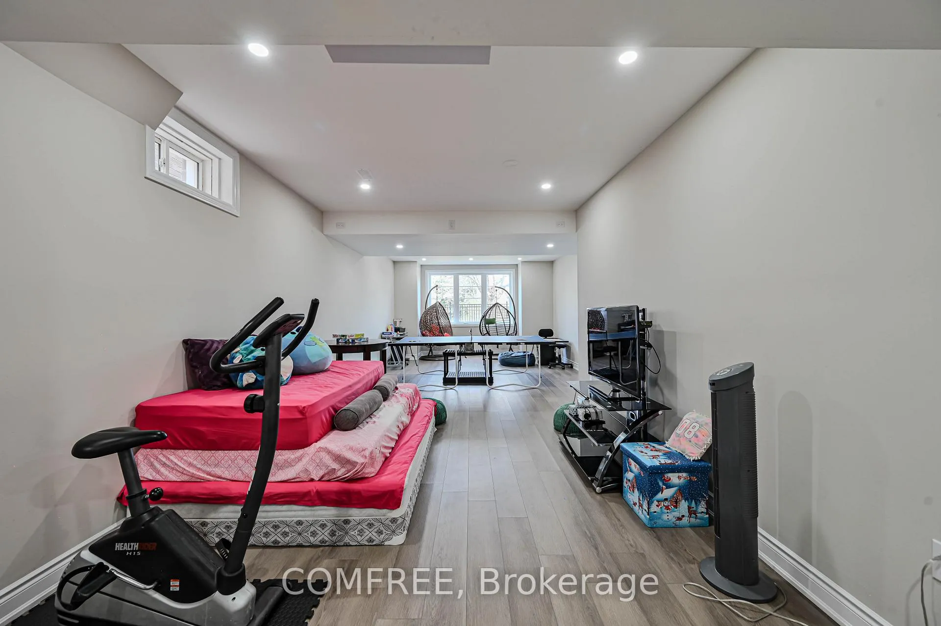 Photo 40 of 25 Lost Canyon Way, Brampton, Credit Valley — HOMEH