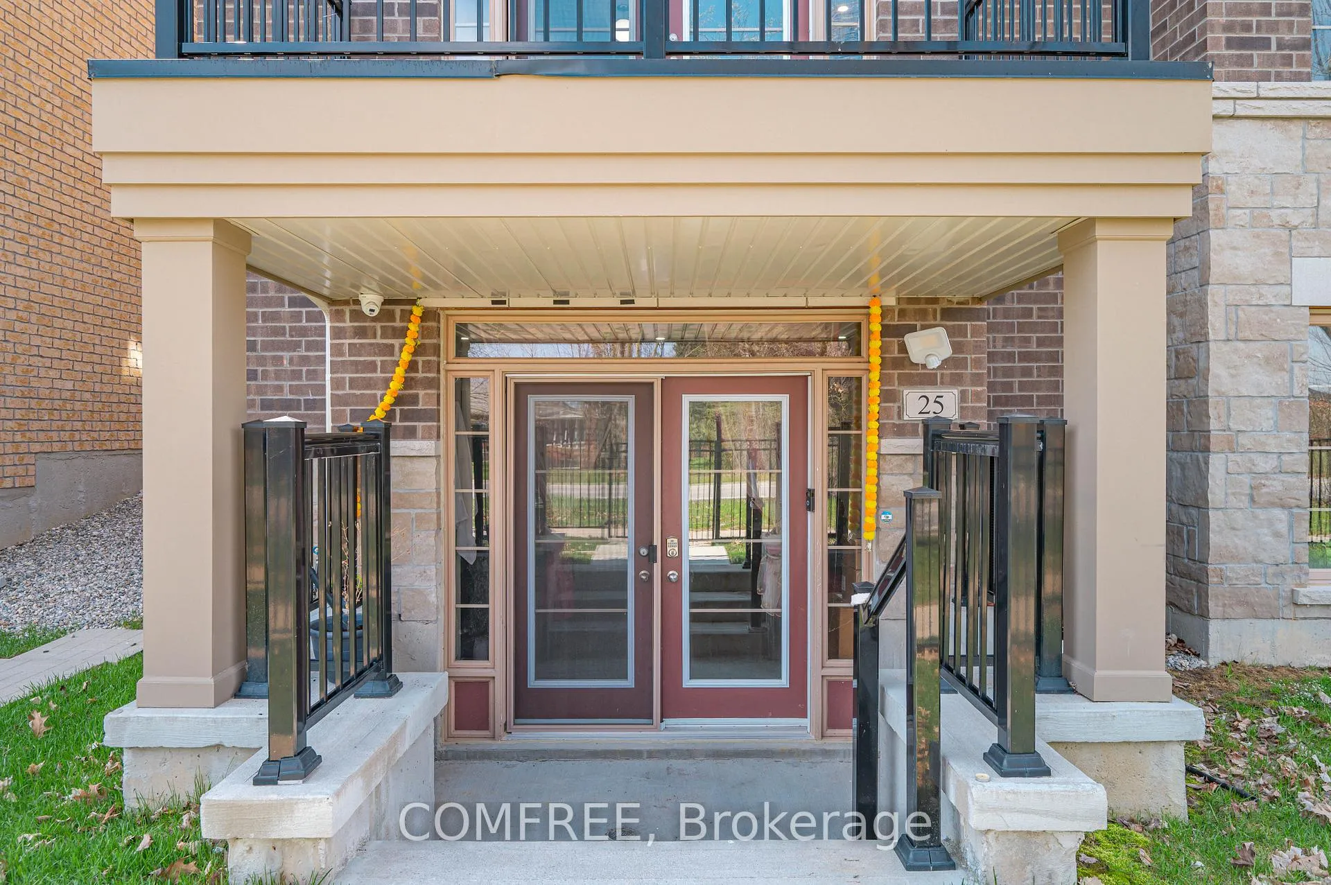 Photo 42 of 25 Lost Canyon Way, Brampton, Credit Valley — HOMEH