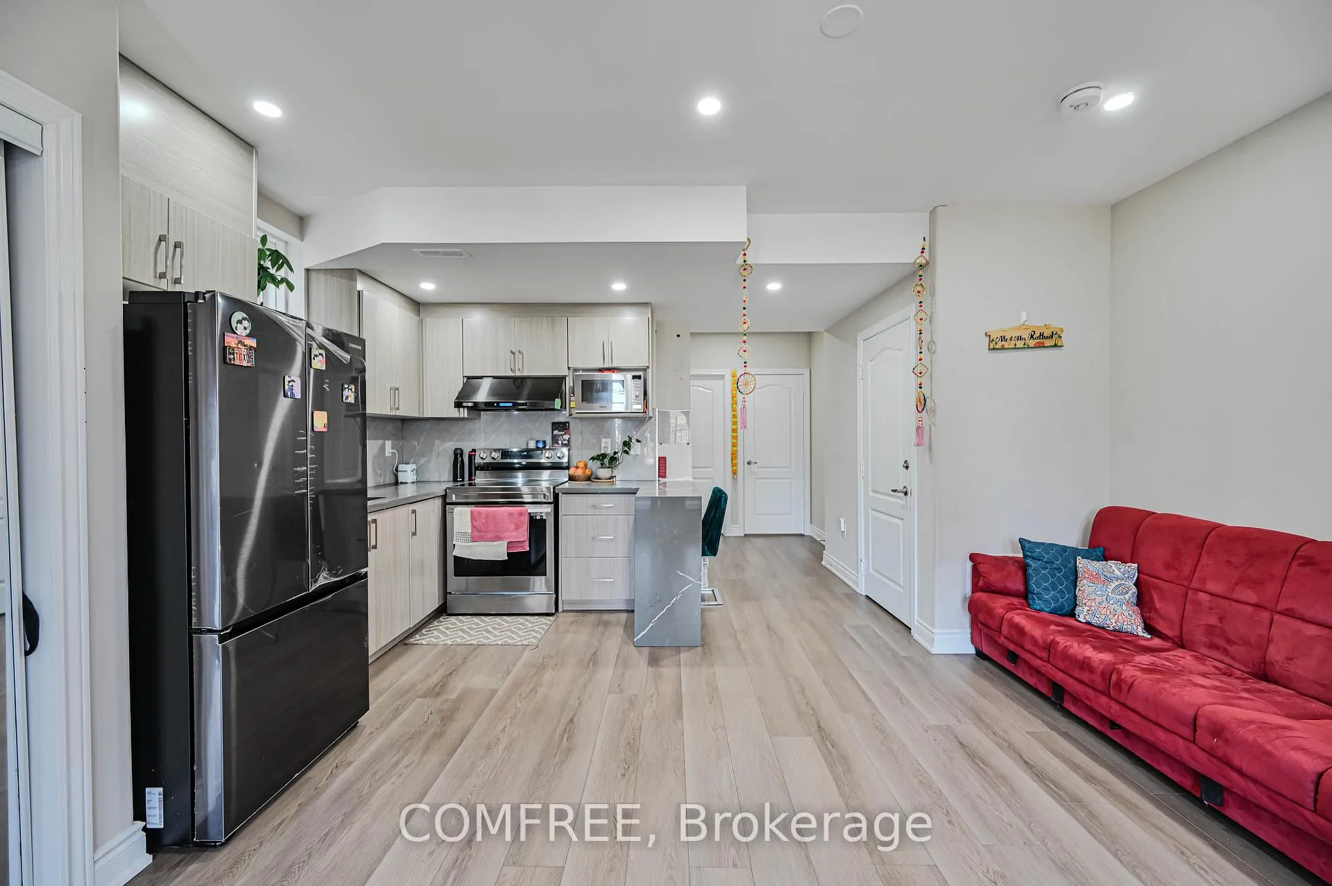 Photo 43 of 25 Lost Canyon Way, Brampton, Credit Valley — HOMEH