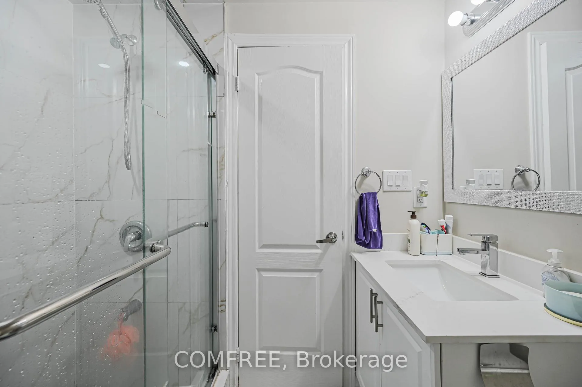 Photo 47 of 25 Lost Canyon Way, Brampton, Credit Valley — HOMEH