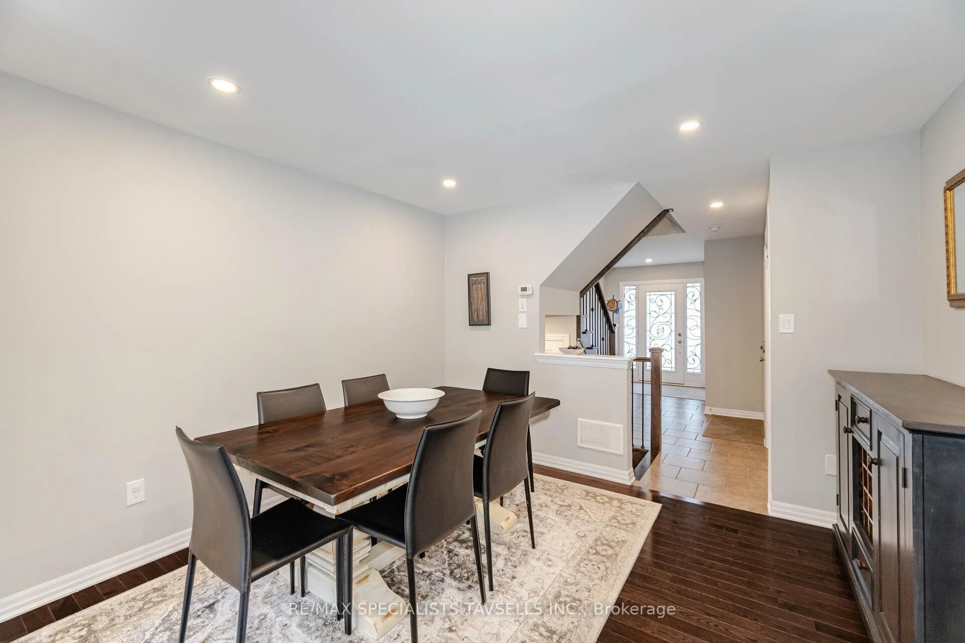 Photo 6 of 13 Lothbury Drive, Brampton, Northwest Brampton — HOMEH